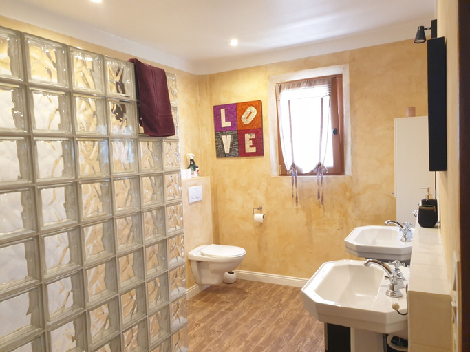 Bathroom, Villa Tropez, Var