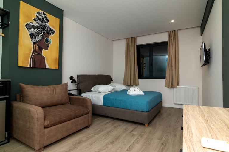 Bedroom 3, Dunlin Hotel, Attica