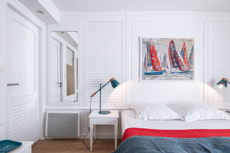 Bedroom 3, La Vinotière, Finistère