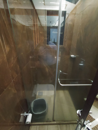 Bathroom 3, Hotel Modern, Mumbai City