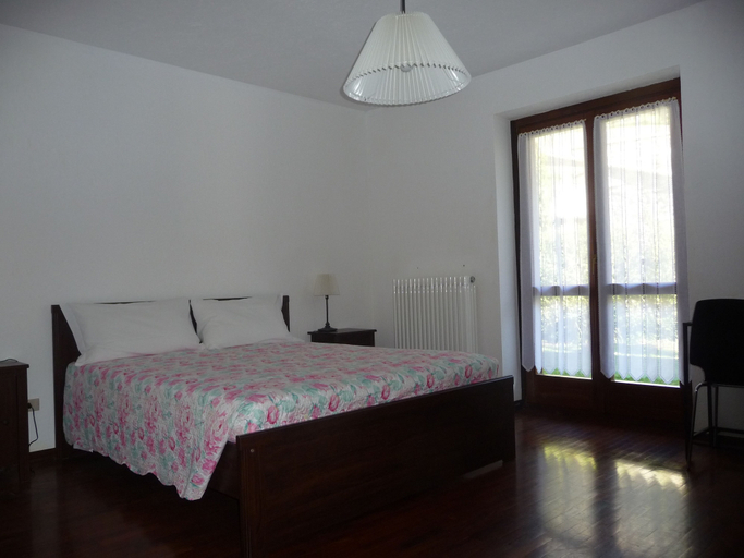 Bedroom 3, Maison Borbey, Aosta