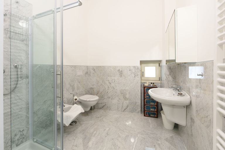 Bathroom 5, Verbania - Luxury Italy Apartments, Verbano-Cusio-Ossola