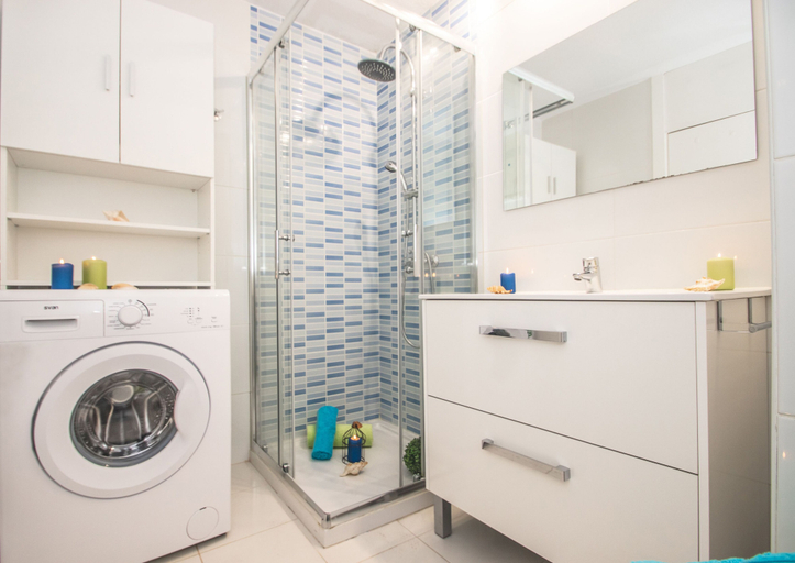 Bathroom 4, Apartamento Marbella, Albufeira