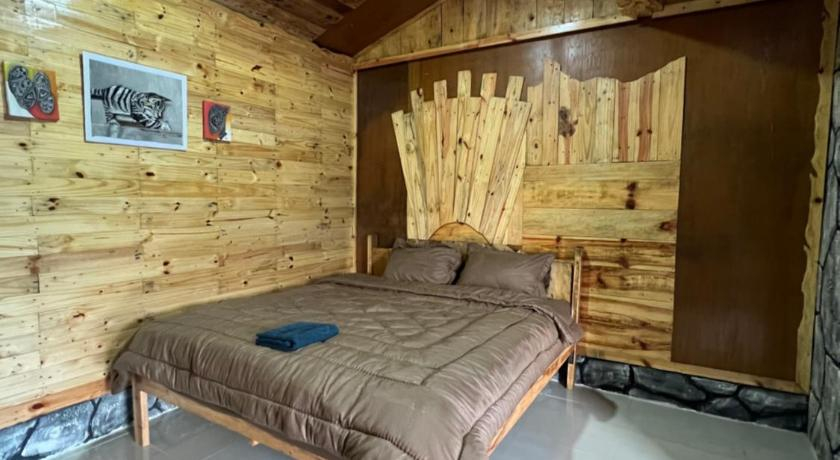 Bedroom 4, Ulina Homestay VIP Berastagi, Karo
