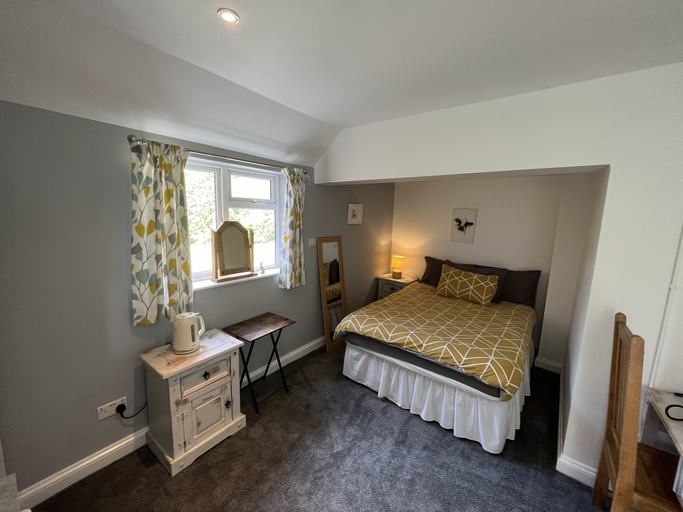 Bedroom 3, The Ship Inn, Gloucestershire