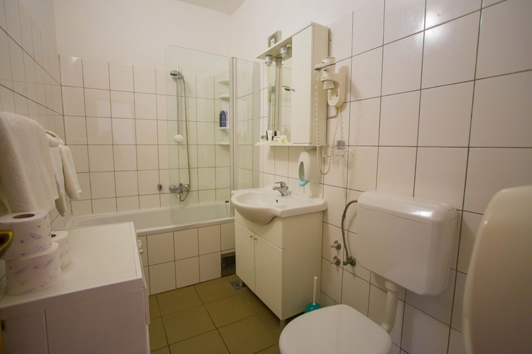 Bathroom 5, Aparthotel Pecic, Gradac