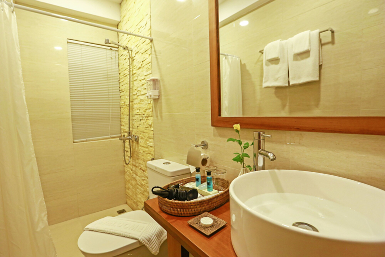 Bathroom 4, Ambassador Hill, Yangon