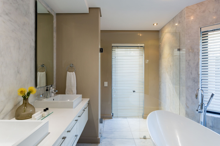 Bathroom 4, Lions Eye Luxury Apartments, City of Cape Town