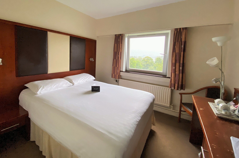 Bedroom 3, The Normandy Hotel, Renfrewshire