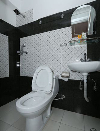 Bathroom 4, Aarya Chaitya Inn, Bagmati