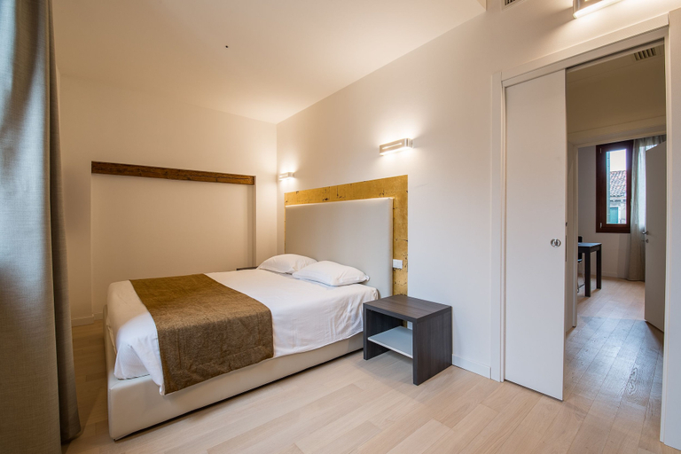 Bedroom 5, Charming Palace Corte Del Teatro, Venezia