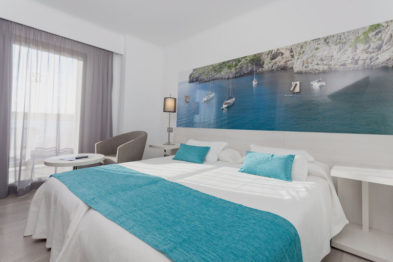 Bedroom 2, Hotel Obelisco, Baleares