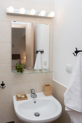 Bathroom 3, Villa Siren, Crete