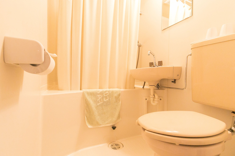 Bathroom 3, Petit Hotel Enchante, Hakuba