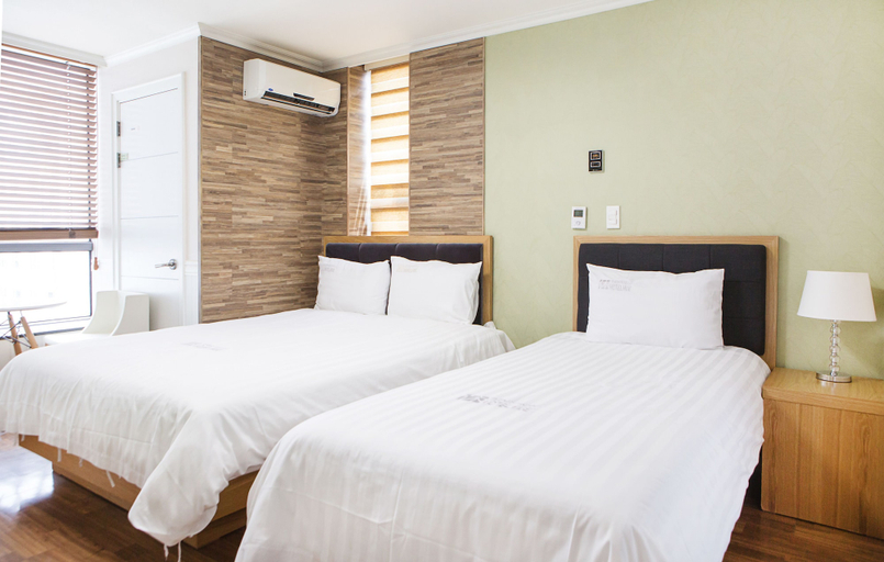 Bedroom 3, Good Morning Residence Hotel HUE, Daedeok