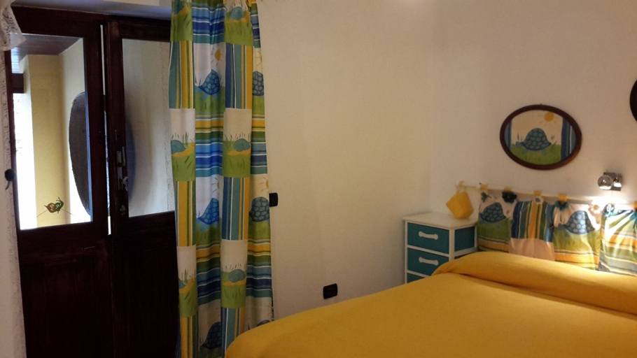 Bedroom 5, Casa di Campagna Dal Pozzo, Sassari