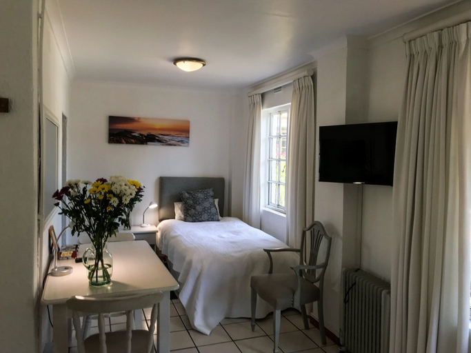 Bedroom 3, Howard's End Manor, City of Cape Town