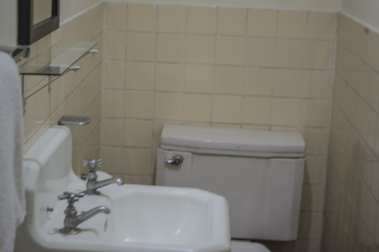 Bathroom 4, Hotel Ajau Colonial, ZONA 1