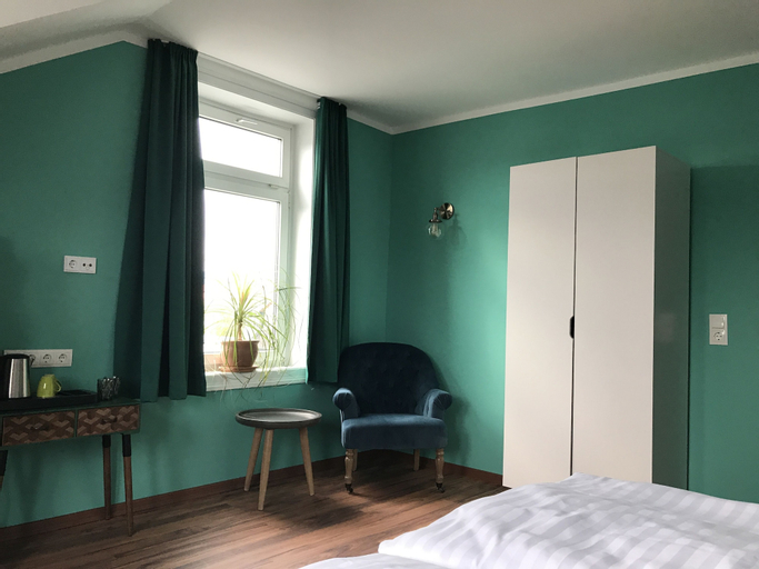 Bedroom 6