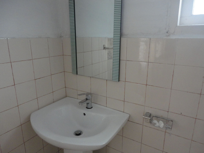 Bathroom 3, Sapu's Mountain Breeze, Nuwara Eliya