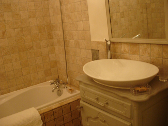 Bathroom 5, La Maison de Maitre, Lot-et-Garonne