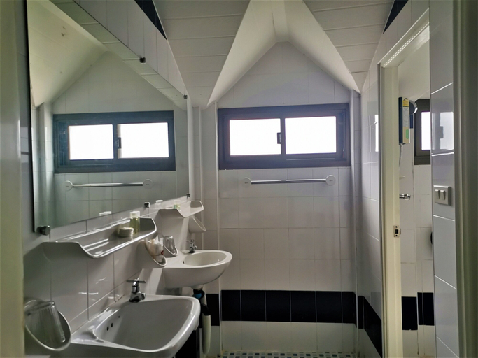 Bathroom 3, Top Resort, Koh Chang