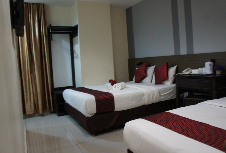 bedroom 1