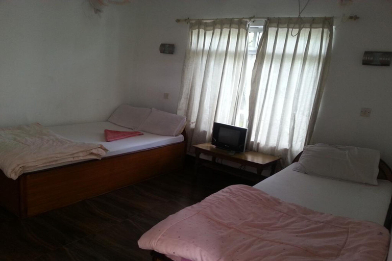 Bedroom 2, Hotel Shivas Dream, Narayani