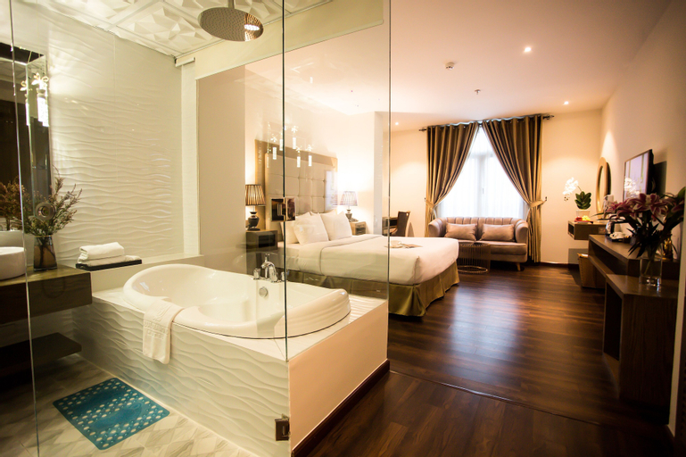 Bathroom 10