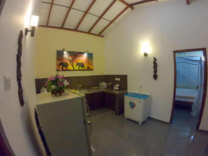 Others 3, Girilena Guest House, Hikkaduwa
