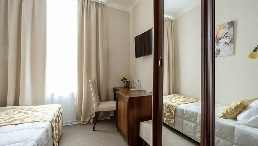 Bedroom 3, Paveletskaya Aero Hotel, Central