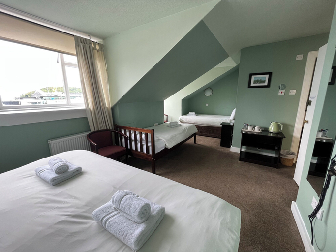 Bedroom 3, The Kelvin Hotel, Argyll and Bute
