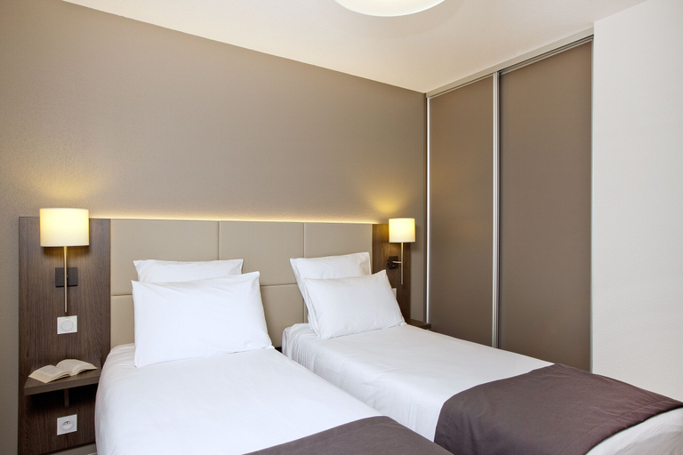 Bedroom 3, Séjours & Affaires Courbevoie Grande Arche, Hauts-de-Seine