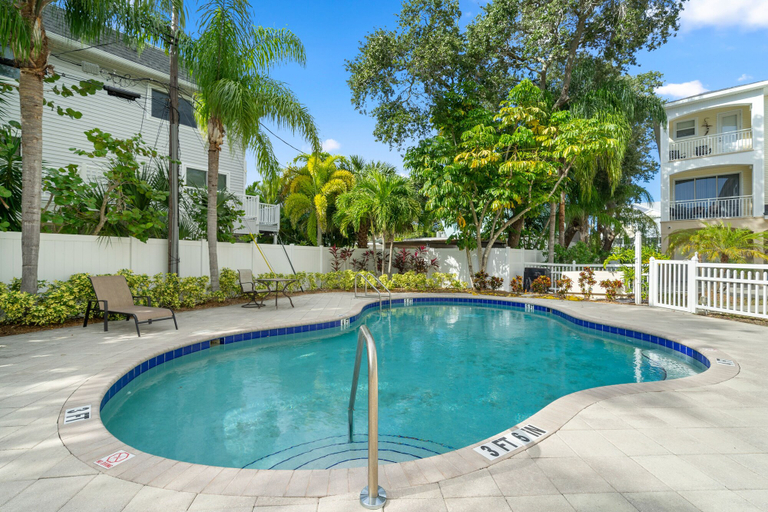 Sport & Beauty 2, Sea Star 107, Pinellas