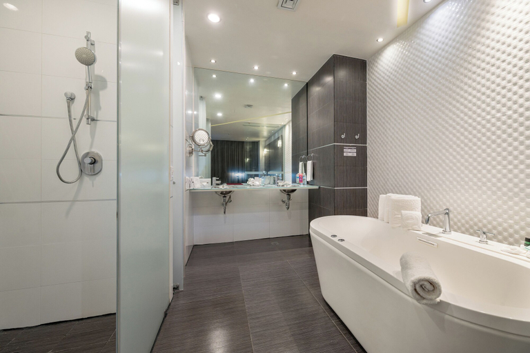 Bathroom 4, Ramada Encore by Wyndham Guadalajara Sur, Tlajomulco de Zúñiga