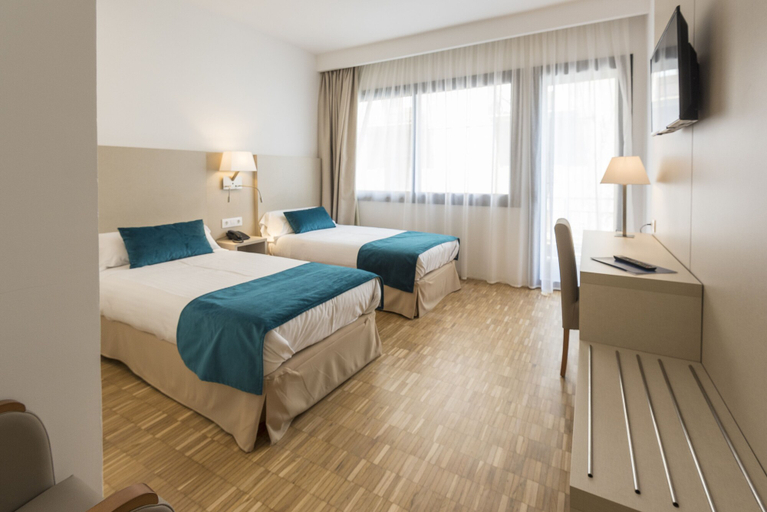 Bedroom 3, Hotel Lauria, Tarragona
