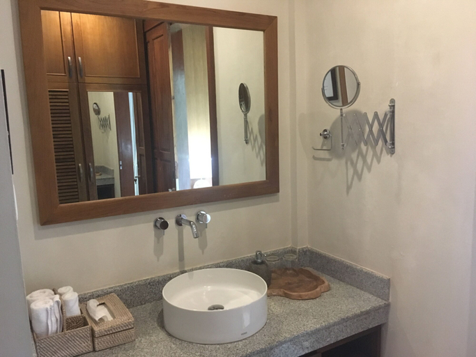 Bathroom 4, Puri Raya Villa Ubud, Gianyar