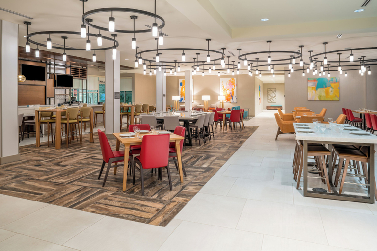Food & Drinks 5, Home2 Suites by Hilton Brunswick, Glynn