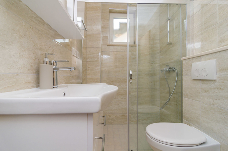 Bathroom 4, Apartments Villa Dadic, Dubrovnik