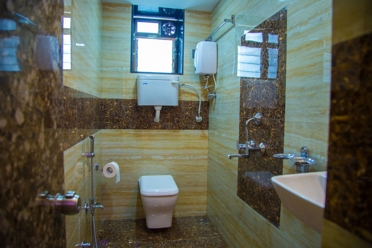 Bathroom 4, Hotel Tourister, Mumbai City