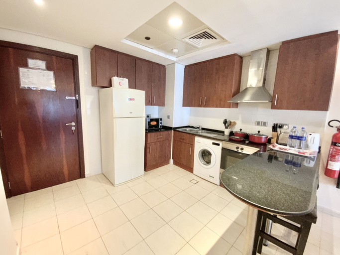 Private kitchen 5, LKV - 1bed with 2 balconies in JLT, Dubai