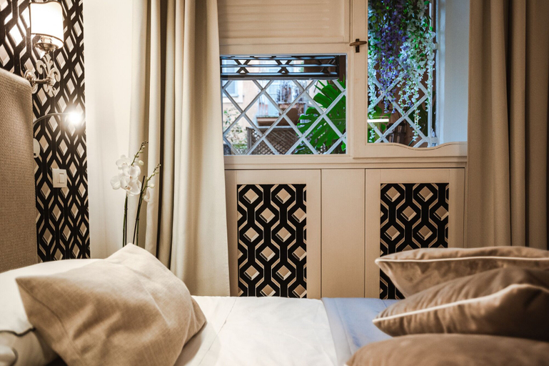 Bedroom 4, EBL Luxury Home, Roma