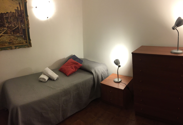 Bedroom 2, Grey's House, Venezia