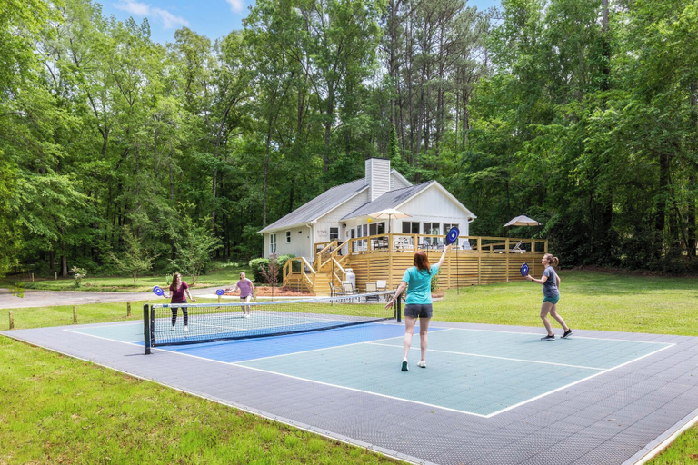 Sport & Beauty 5, Admirals Retreat, Baldwin