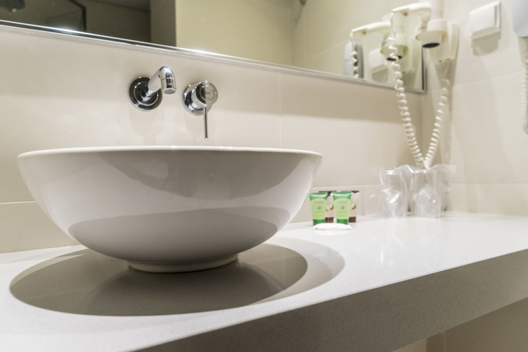 Bathroom 4, Castello City Hotel, Crete