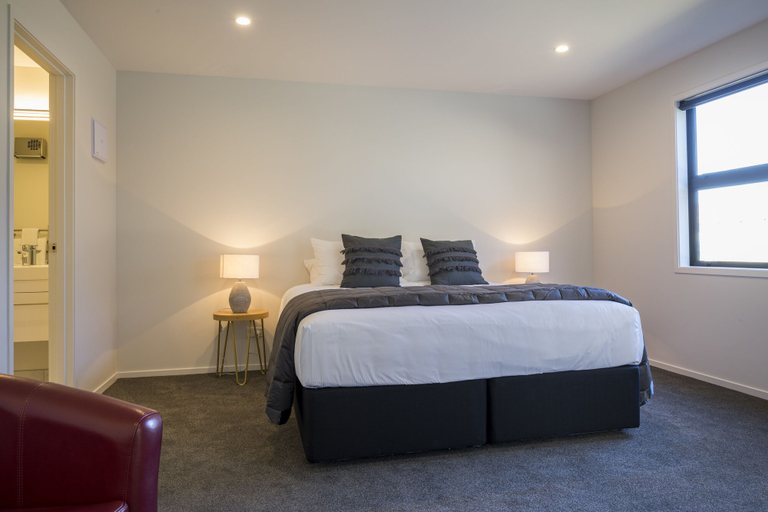 Bedroom 2, Central Park Apartments, Central Otago
