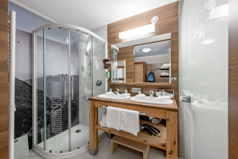 Bathroom 4, Hotel Andy, Imst