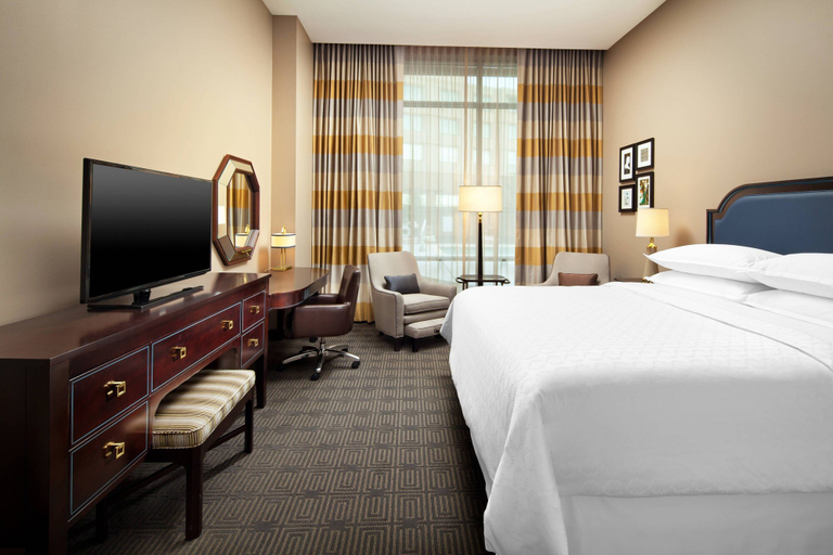 Bedroom 3, Sheraton McKinney Hotel, Collin