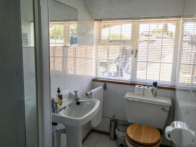 Bathroom 4, Howard's End Manor, City of Cape Town
