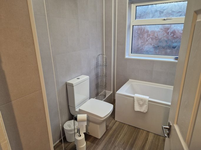 Bathroom 2, Grange Villa Amethyst 3 Bed House, Durham